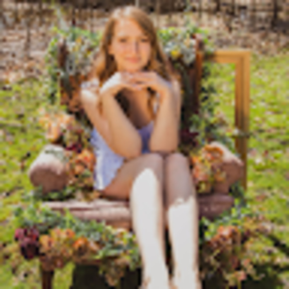 Meet your Posher, Rachel - Picture 1 of 1